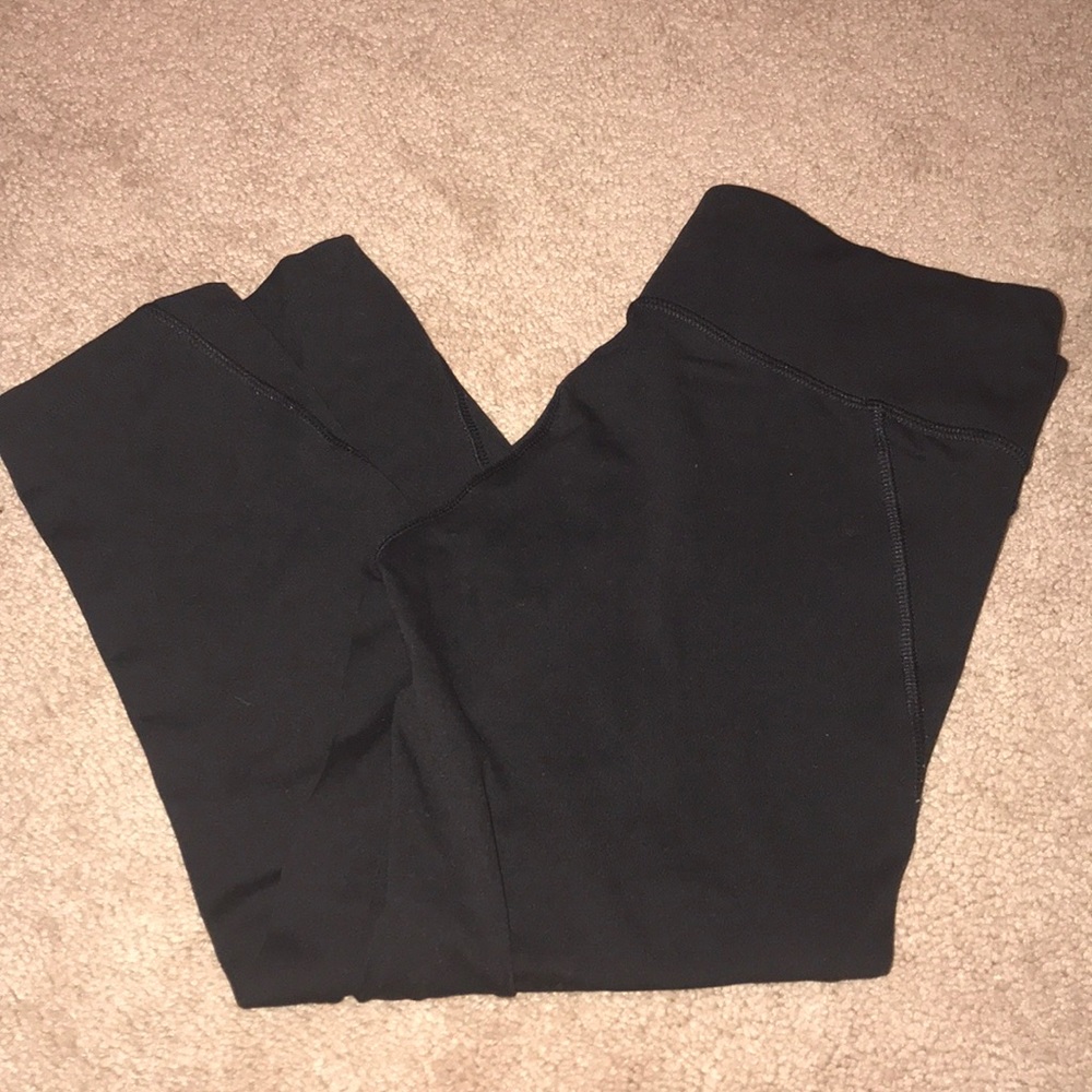 Black PINK victoria’s secret cropped leggings
